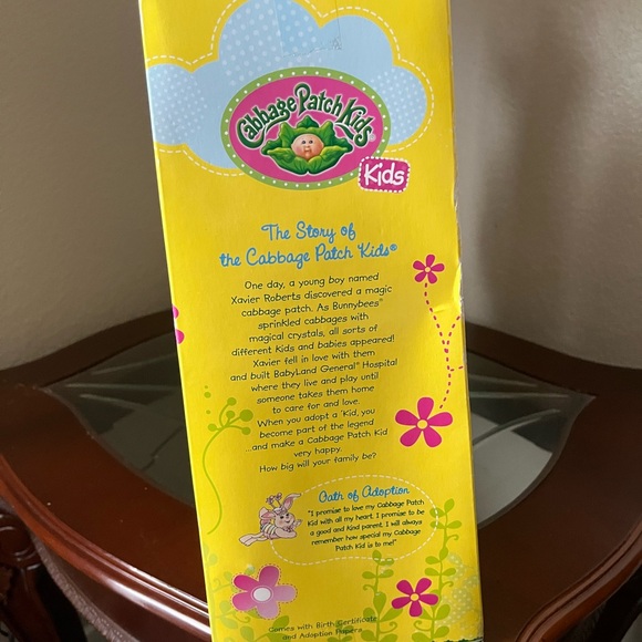 Cabbage patch kids Sporty Girl Doll with Blue and Pink Outfit - Picture 4 of 6